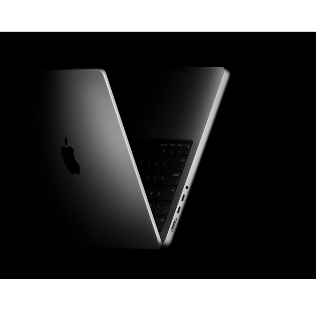 MacBook Pro na loja Elegance Imports BC em Balneário Camboriú